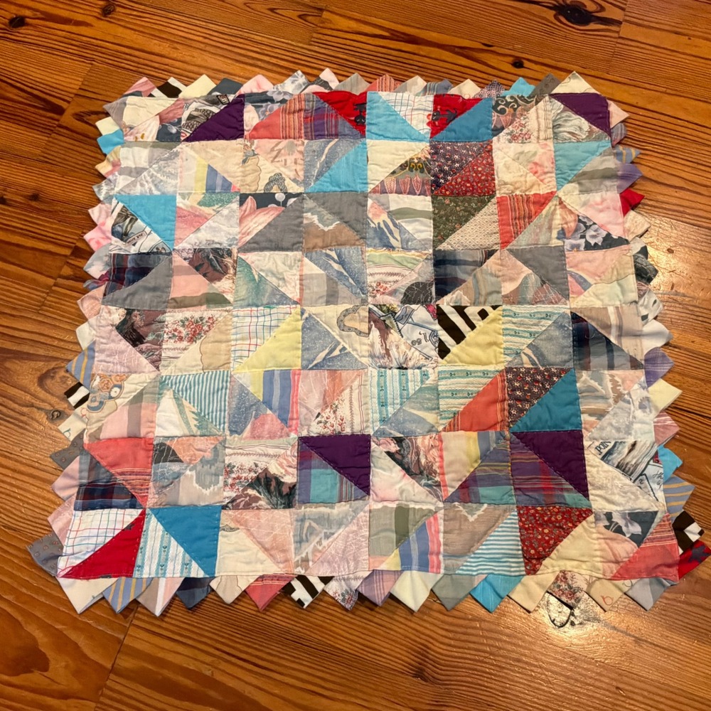 Vintage Handmade Patchwork Quilt Topper Prairie Point Border Colorful 30x29" EUC